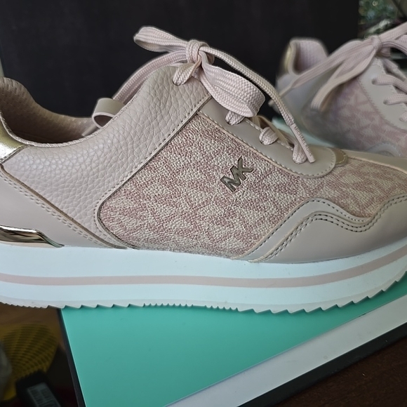 Michael Kors Pink and Gold Quilted Sneakers - Picture 1 of 6